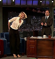 jimmyfallon120508_cap014.jpg