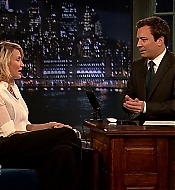 jimmyfallon120508_cap086.jpg