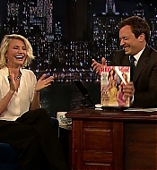 jimmyfallon120508_cap151.jpg