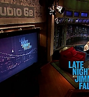 jimmyfallon120508_cap154.jpg