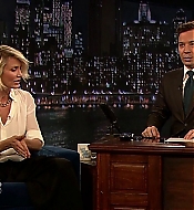 jimmyfallon120508_cap265.jpg