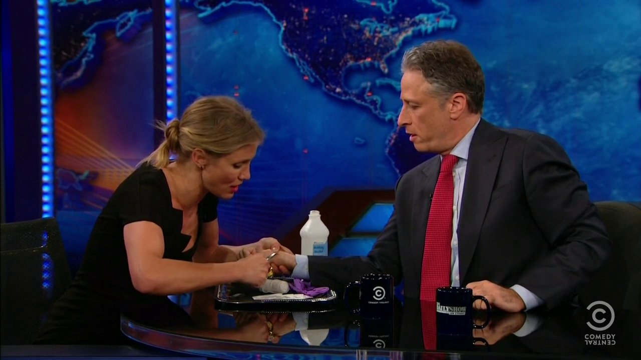 dailyshow2011_103.jpg