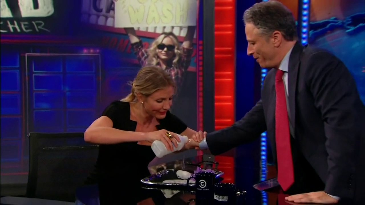 dailyshow2011_121.jpg