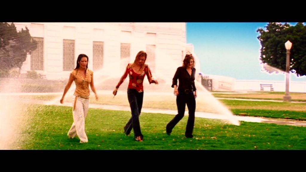 dvdcharliesangels2cap_1341.jpg