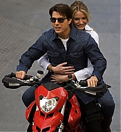 KnightandDay_OnSet091128_001.jpg