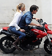 KnightandDay_OnSet091208_022.jpg