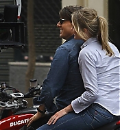 KnightandDay_OnSet091209_024.jpg