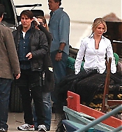 KnightandDay_OnSet100125_006.jpg