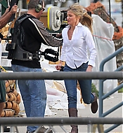 KnightandDay_OnSet100125_019.jpg