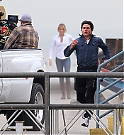 KnightandDay_OnSet100125_024.jpg