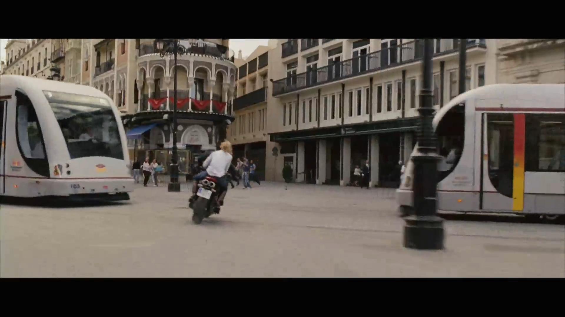 KnightandDay_Trailer2_071.JPG