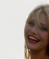 TheMaskFeaturetteReturnToEdgeCity-027.jpg