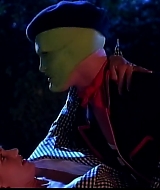 TheMaskFeaturetteReturnToEdgeCity-060.jpg