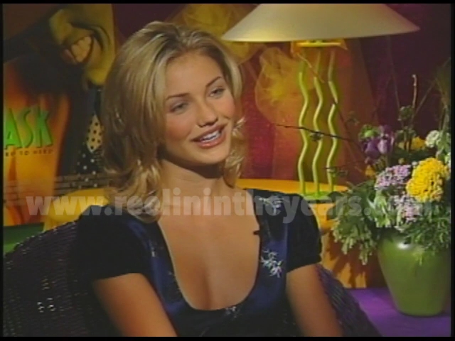 TheMaskFeaturetteInterview02-061.jpg