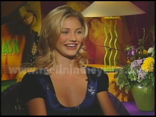 TheMaskFeaturetteInterview02-176.jpg