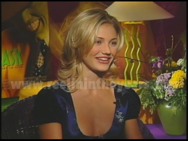 TheMaskFeaturetteInterview02-177.jpg