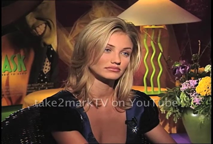 TheMaskFeaturetteInterview03-165.jpg