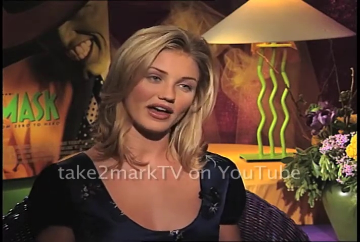 TheMaskFeaturetteInterview03-193.jpg
