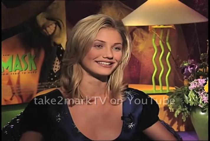 TheMaskFeaturetteInterview03-221.jpg