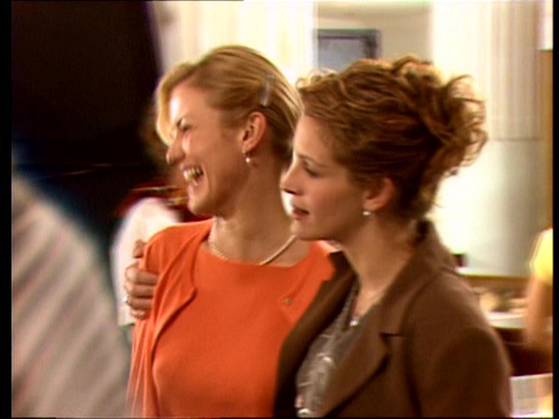 MyBestFriendsWedding_Extra_Unveiled_034.JPG
