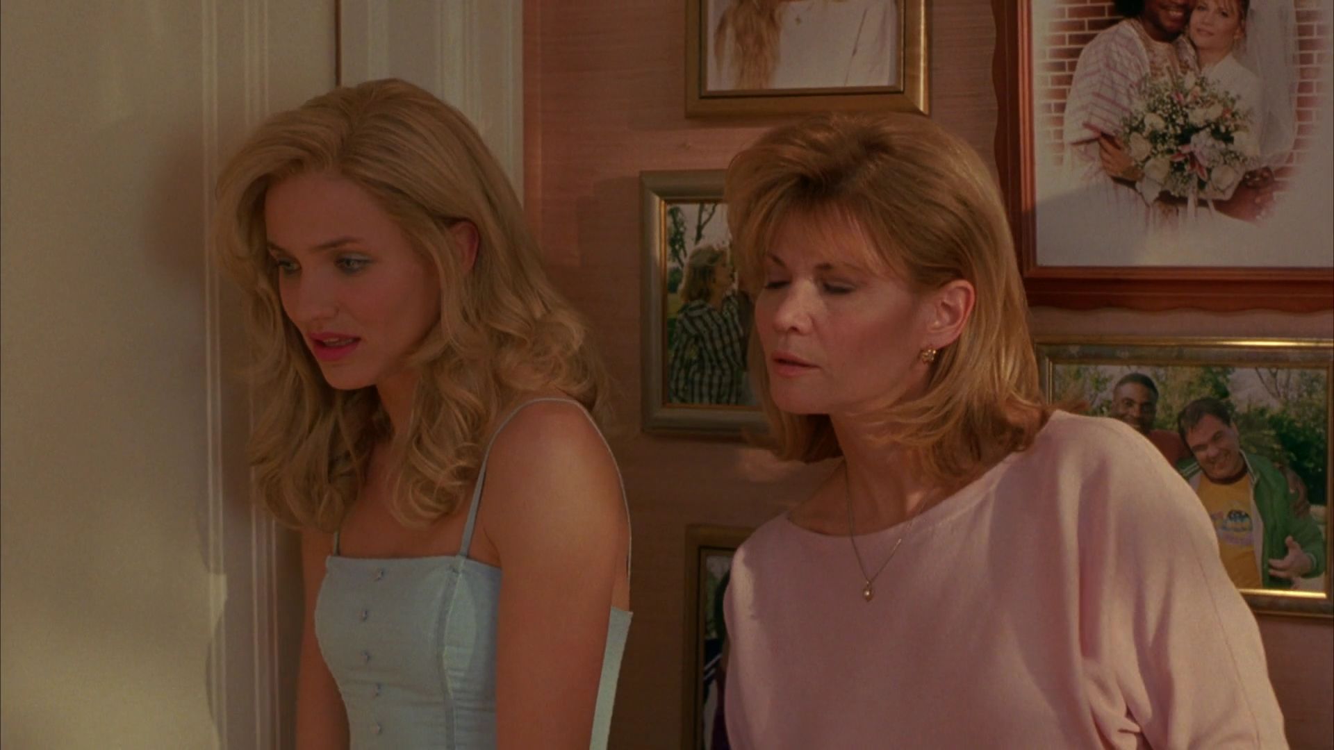 1998-TheresSomethingAboutMary-0182.jpg