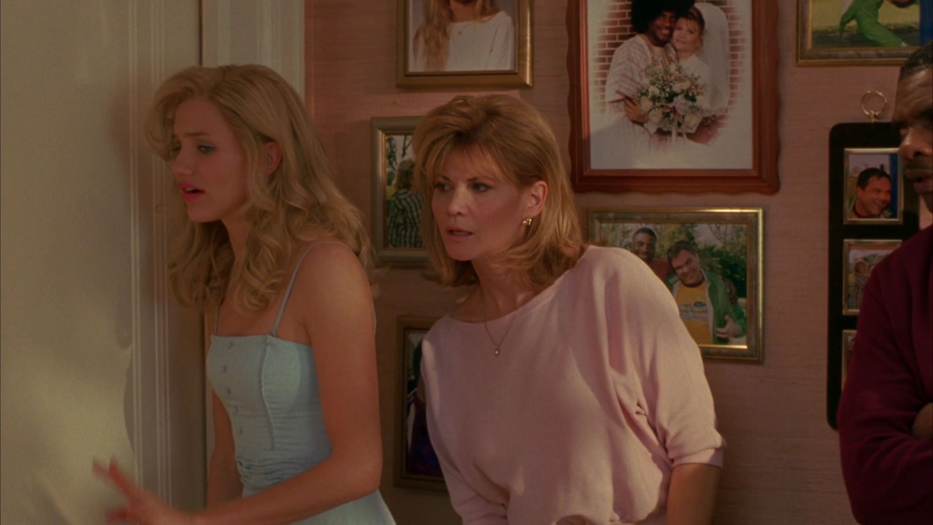 1998-TheresSomethingAboutMary-0184.jpg