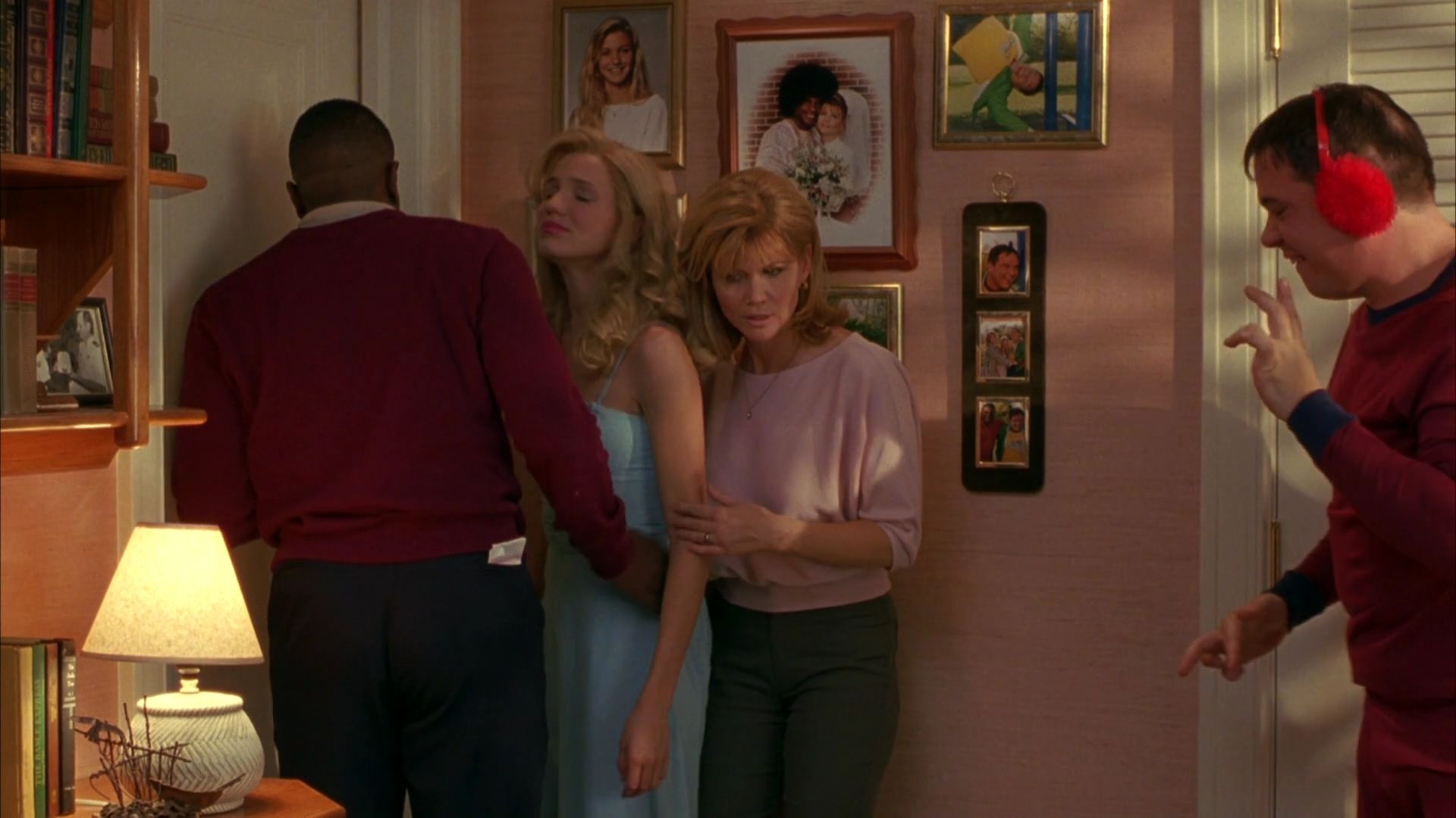 1998-TheresSomethingAboutMary-0206.jpg