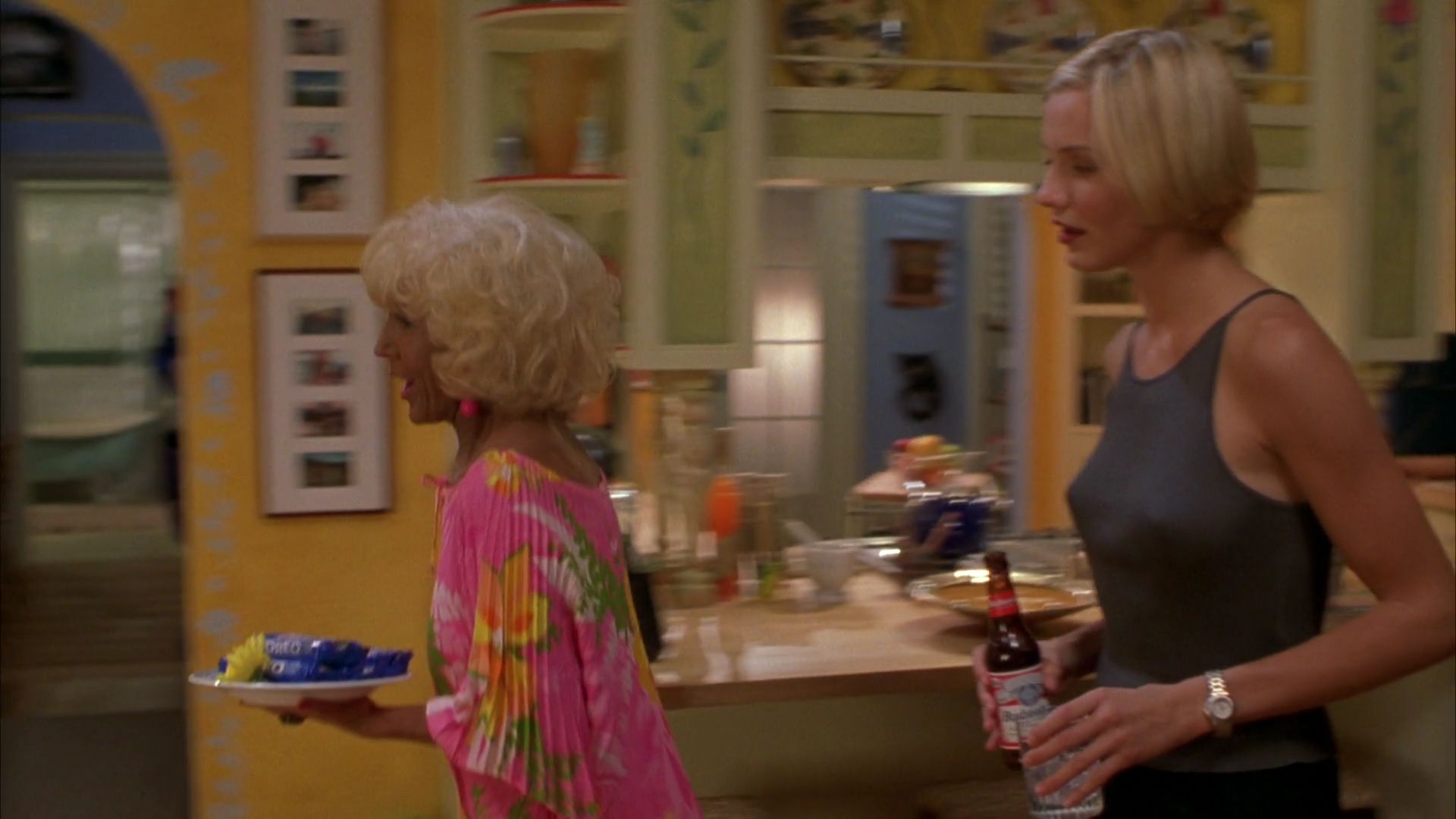 1998-TheresSomethingAboutMary-0579.jpg