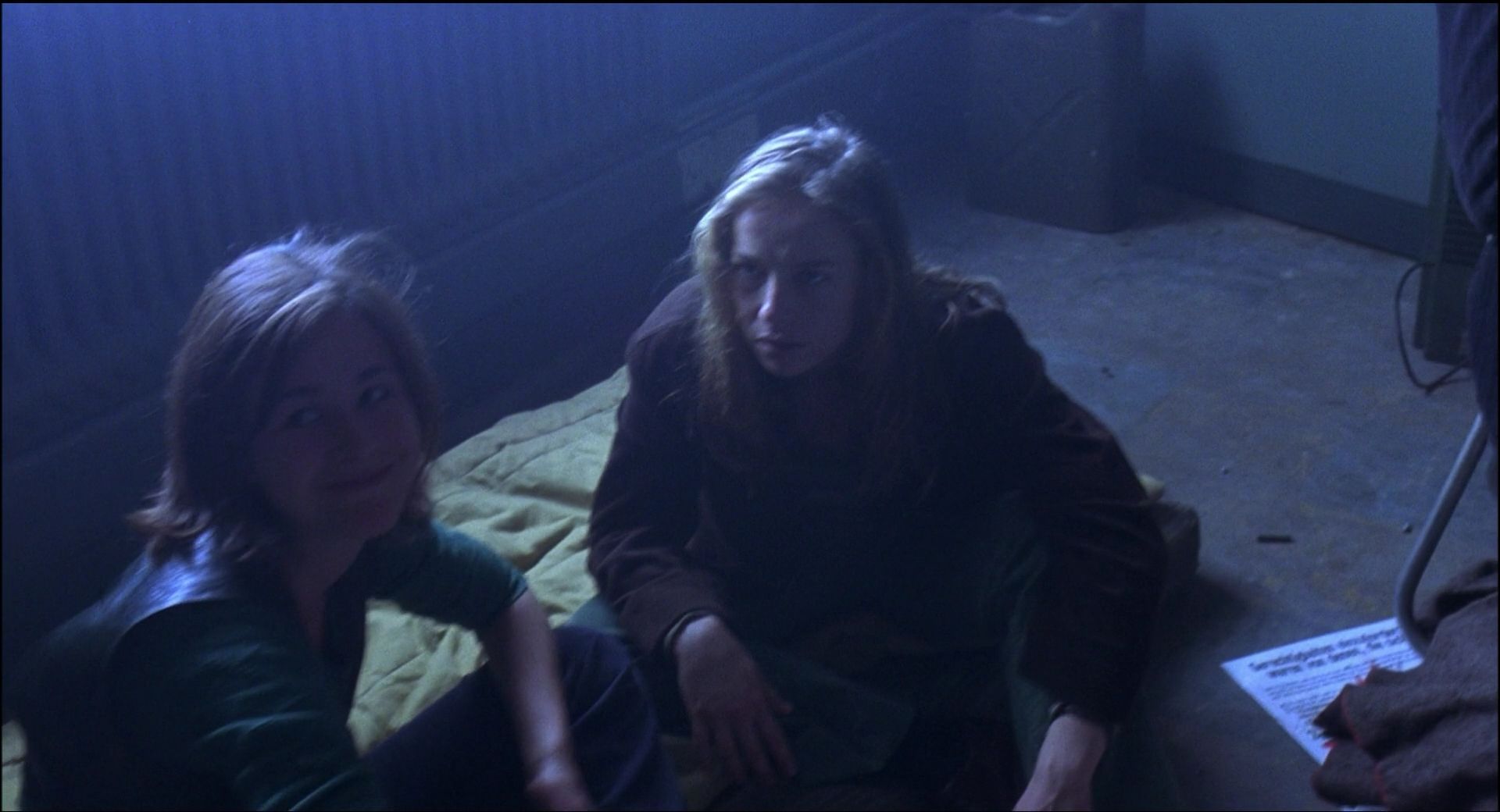 1999-TheInvisibleCircus-352.jpg