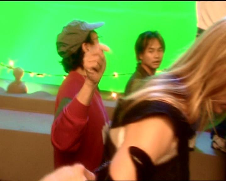 charliesangels2punches_003.jpg