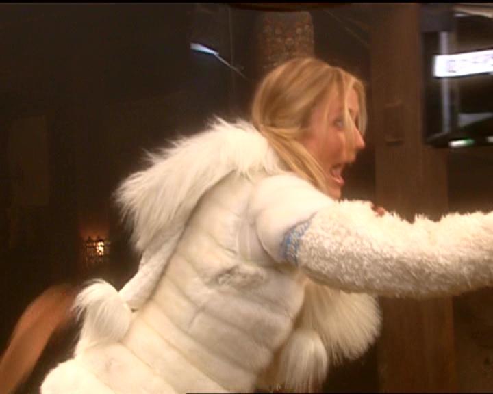 charliesangels2punches_027.jpg