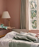 2005-InHerShoes-0650.jpg