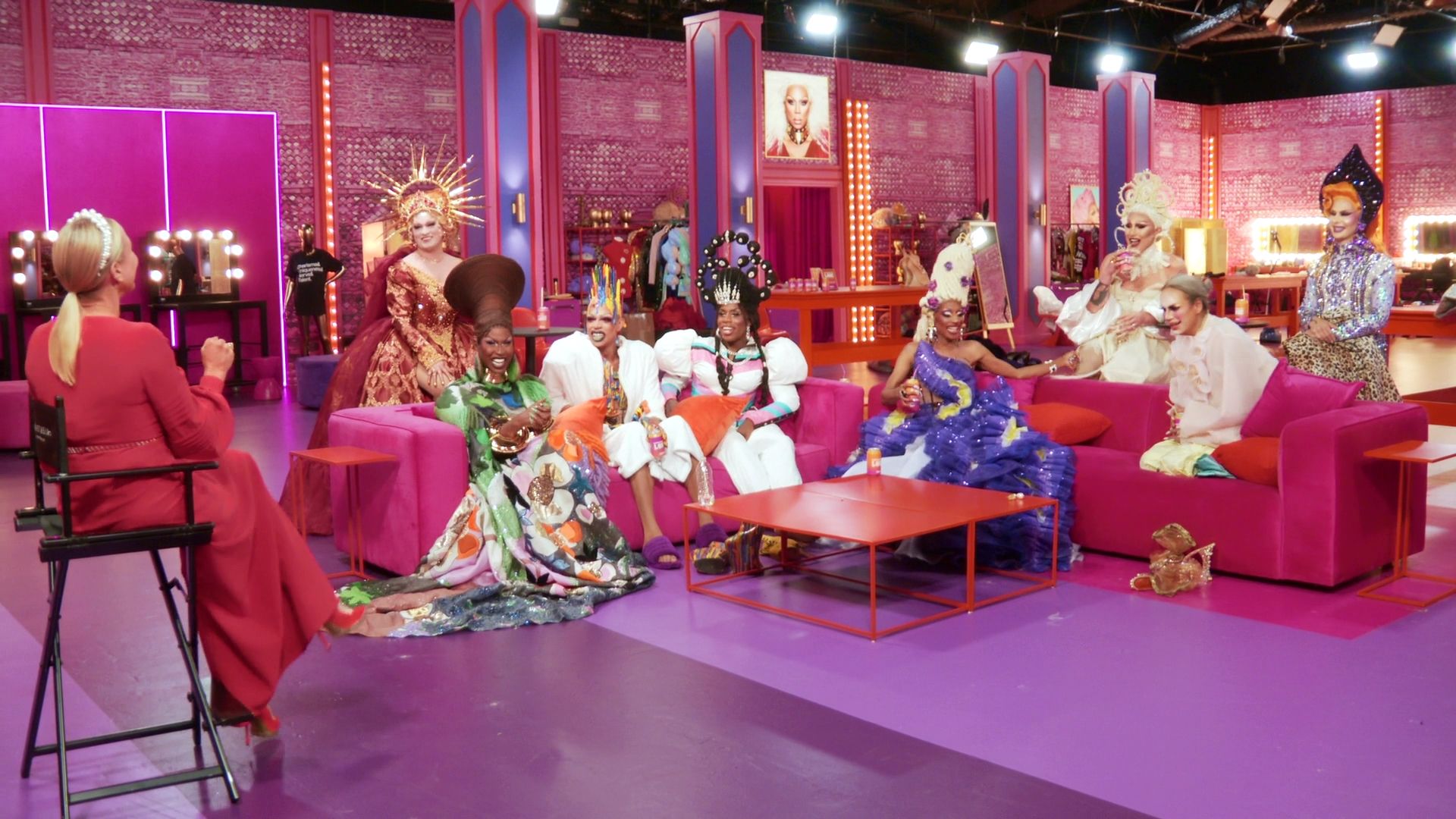 2022-RuPaulDragRaceUntucked-040.jpg