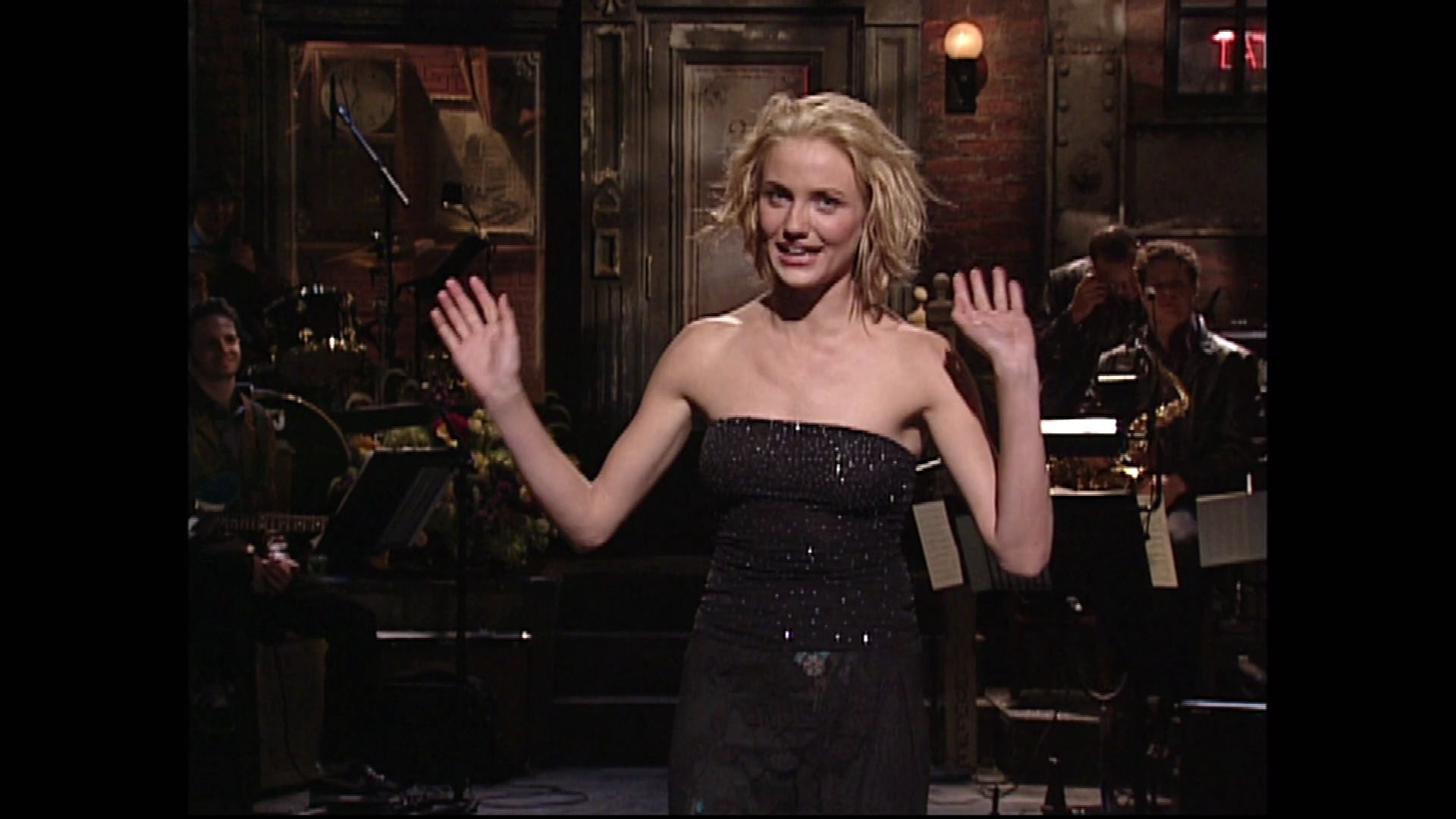 SNL-S24E01-049.jpg