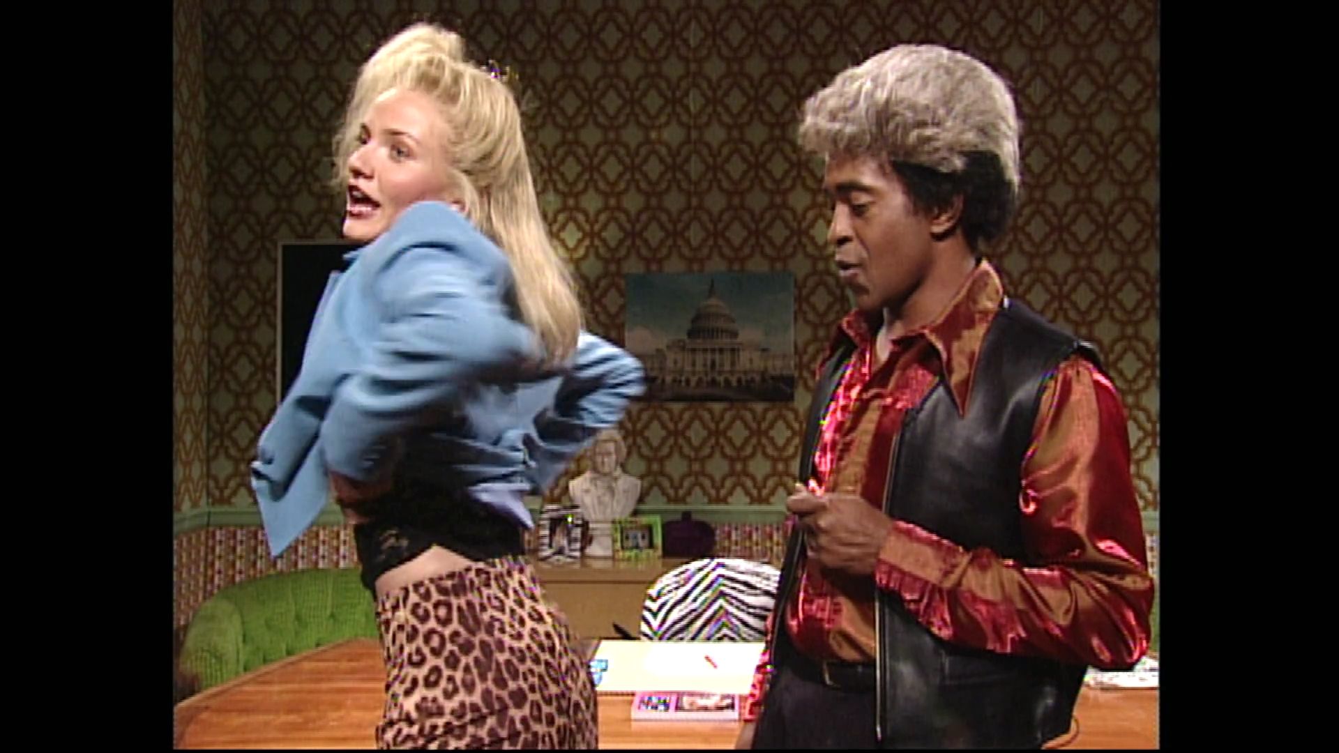 SNL-S24E01-211.jpg
