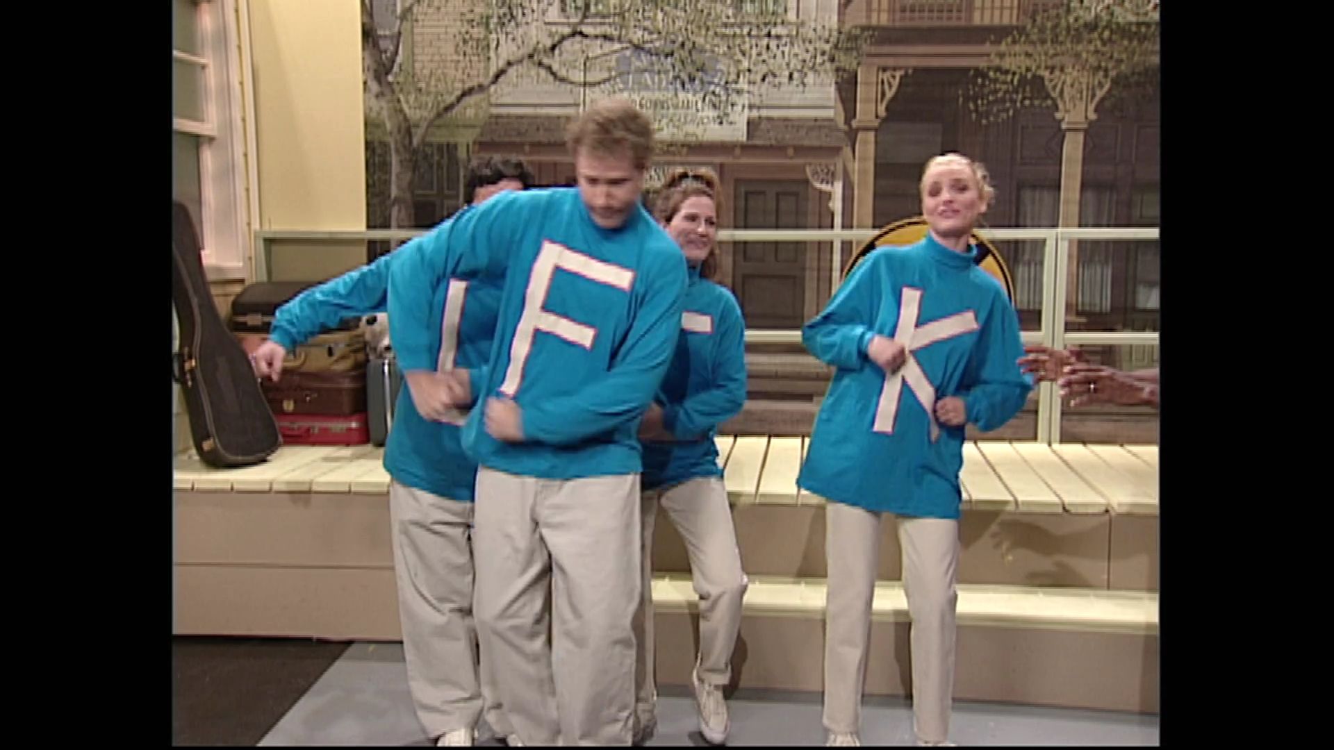 SNL-S24E01-247.jpg