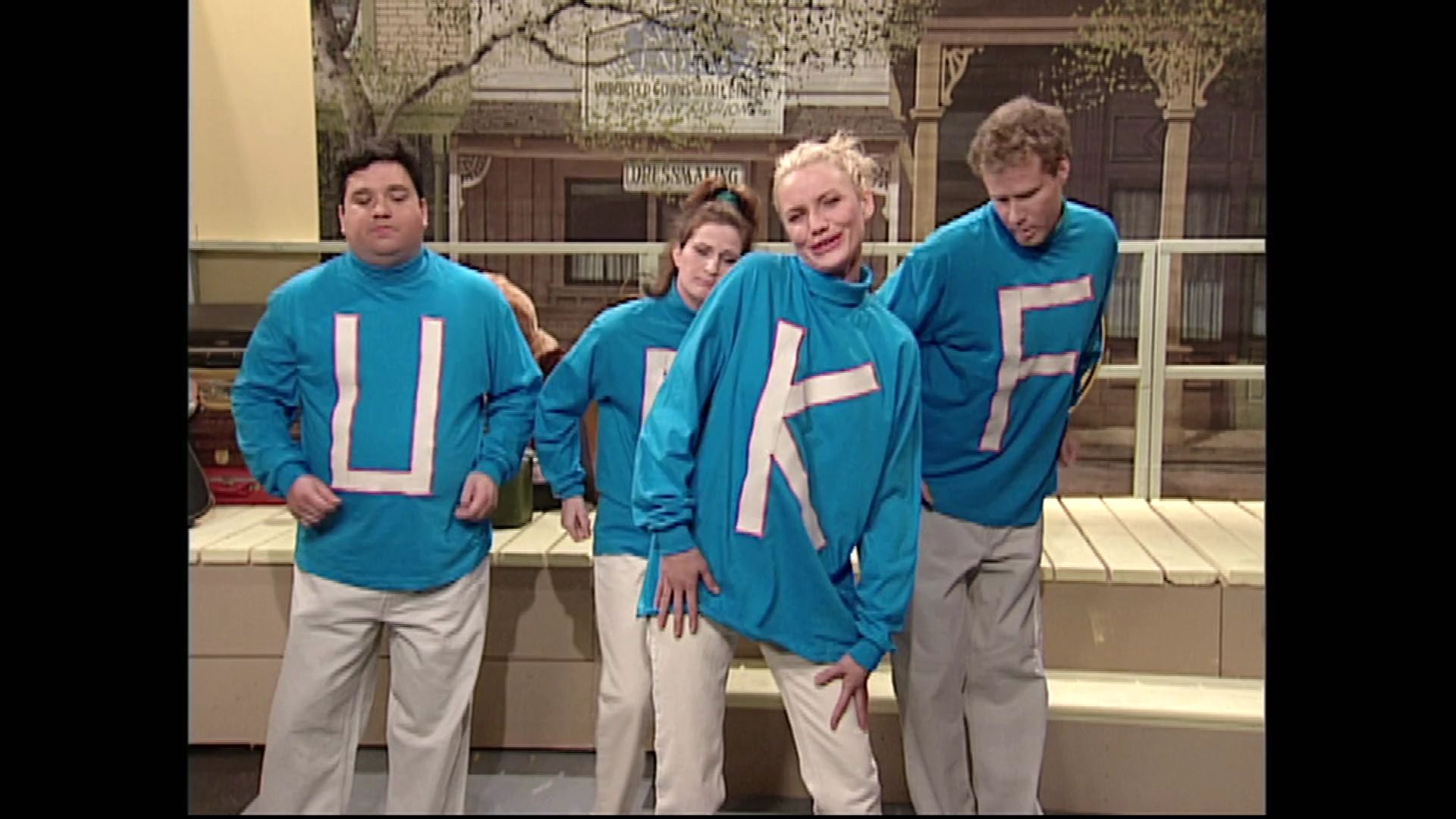 SNL-S24E01-302.jpg