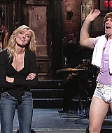 SNL-S27E16-190.jpg