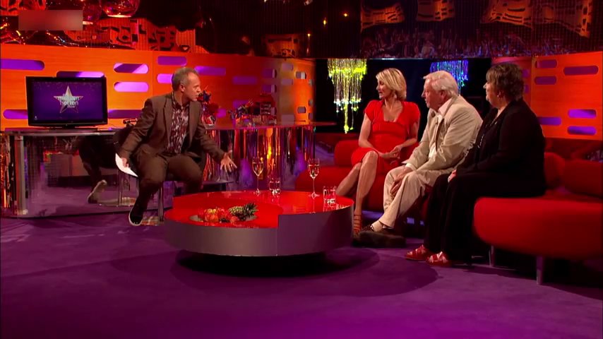 grahamnortonshow-2012-05-25_254.jpg