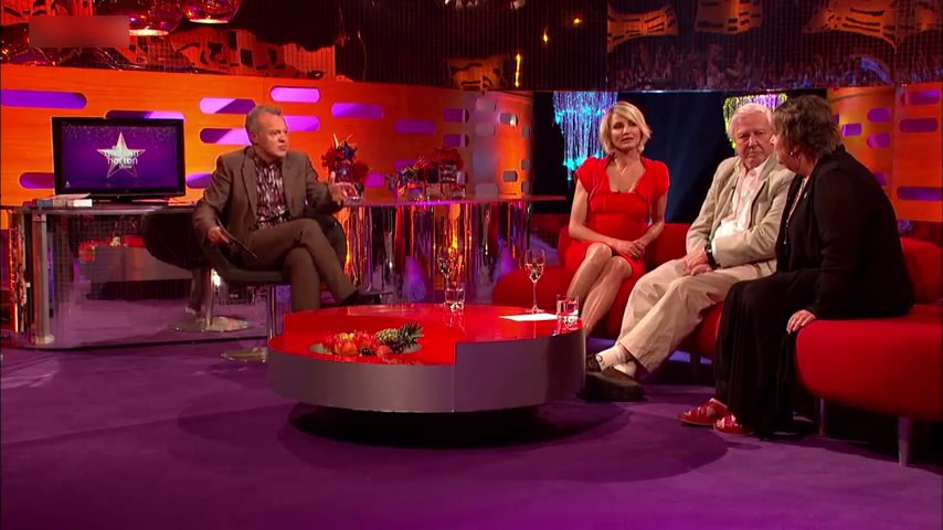 grahamnortonshow-2012-05-25_345.jpg